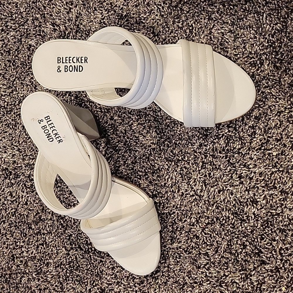 White Bleecker & Bond pumps